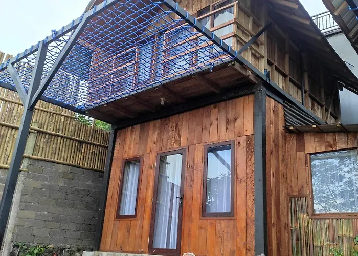Wana Wooden House Gasthof