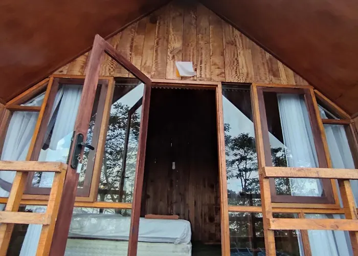 Wana Wooden House Gasthof Munduk